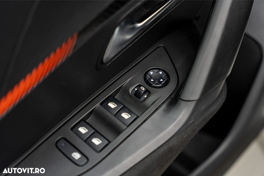 Peugeot 2008 BlueHDi 100 STOP & START Active - 27