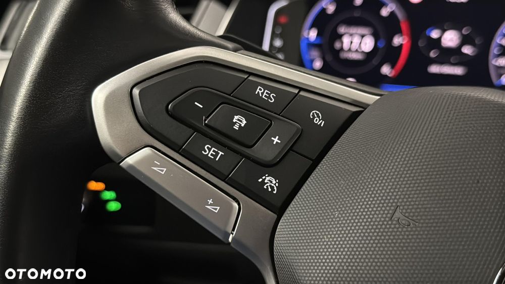 Volkswagen Passat 2.0 TDI EVO Business DSG - 29