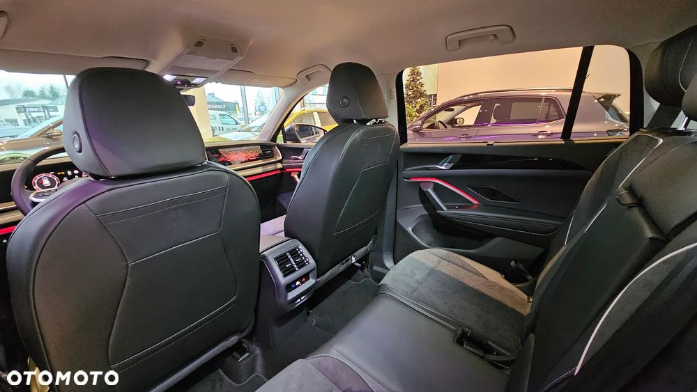 Volkswagen Tayron 2.0 TSI Elegance DSG - 23