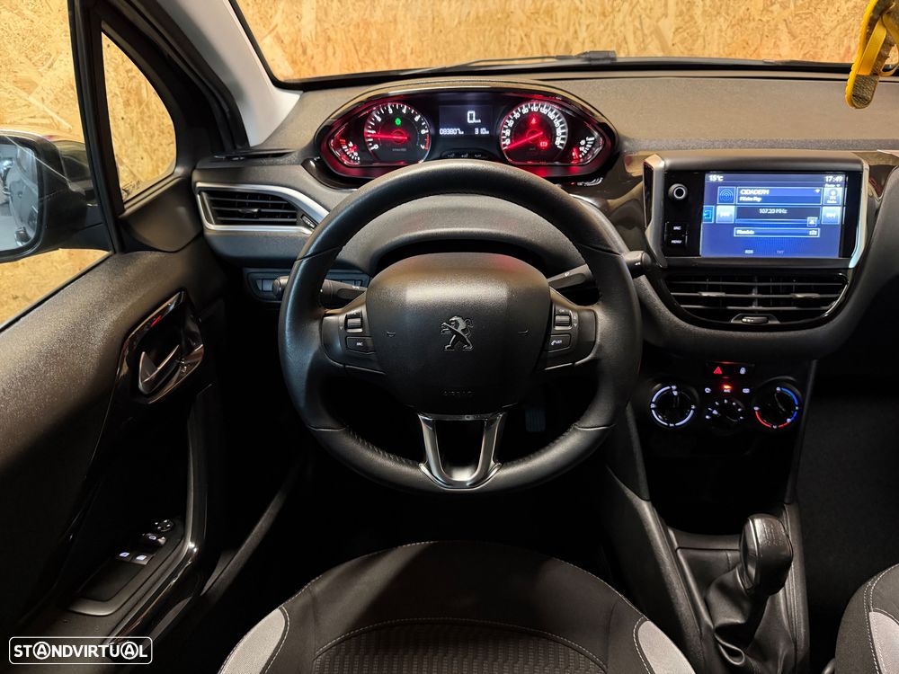 Peugeot 208 82 VTI Style - 16