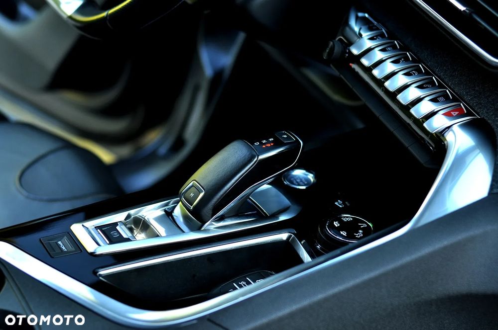 Peugeot 5008 1.2 PureTech GT S&S EAT8 - 33