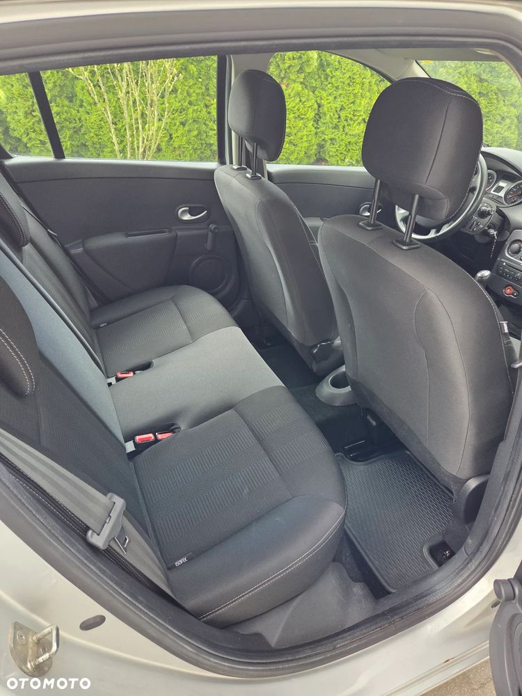 Renault Clio 1.2 16V Life - 7