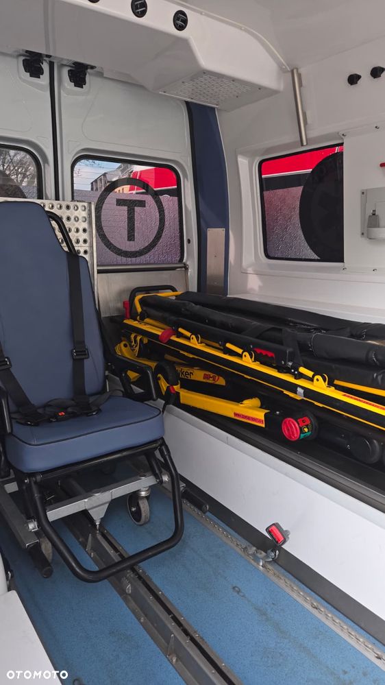 Renault Master Ambulans karetka gwarancja - 9