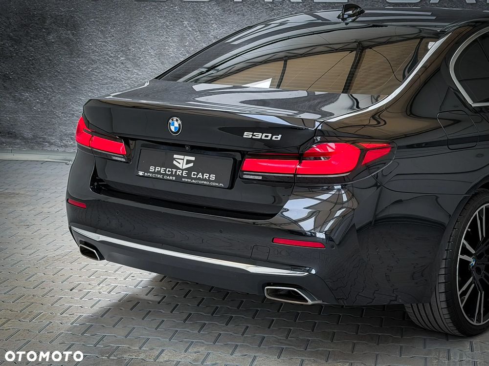 BMW Seria 5 530d Luxury Line - 7