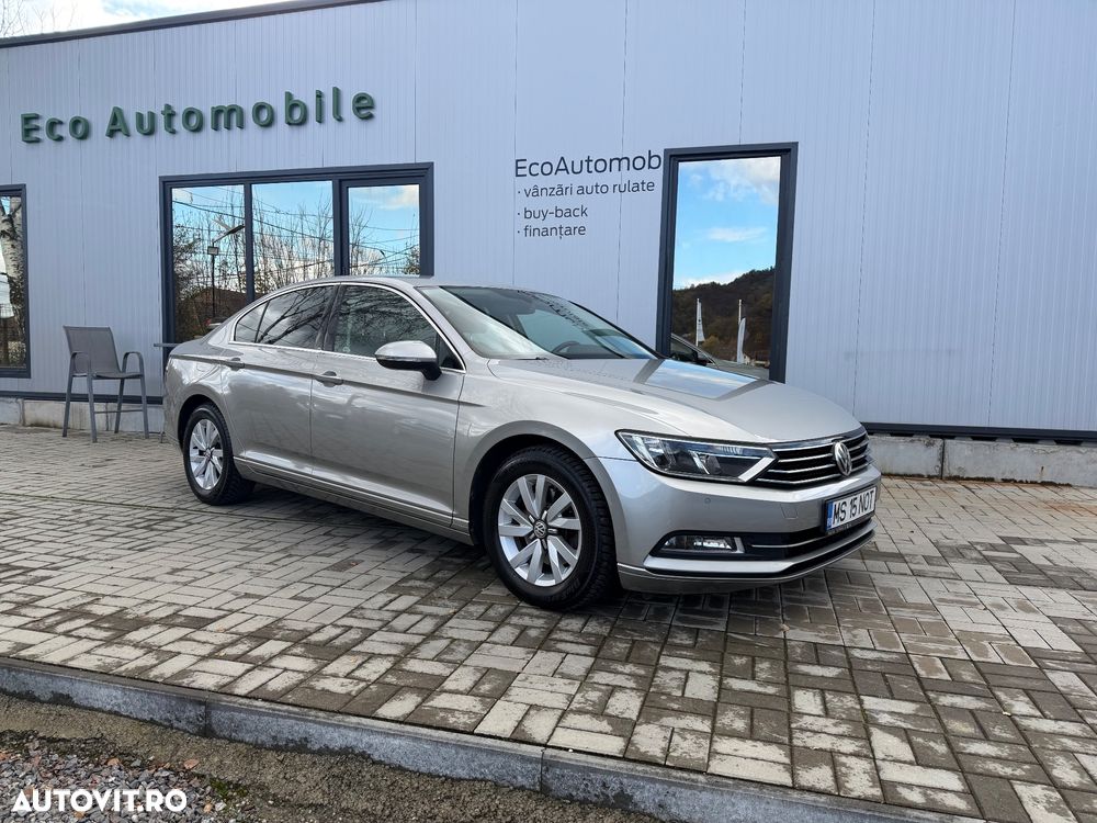 Volkswagen Passat 2.0 TDI DSG Comfortline - 1