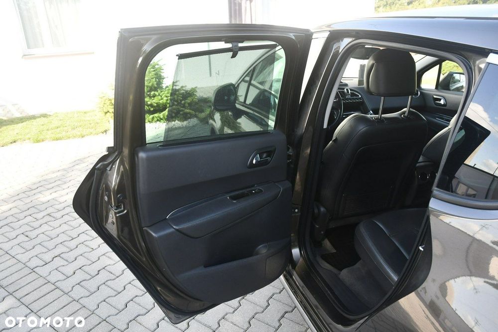 Peugeot 3008 - 15