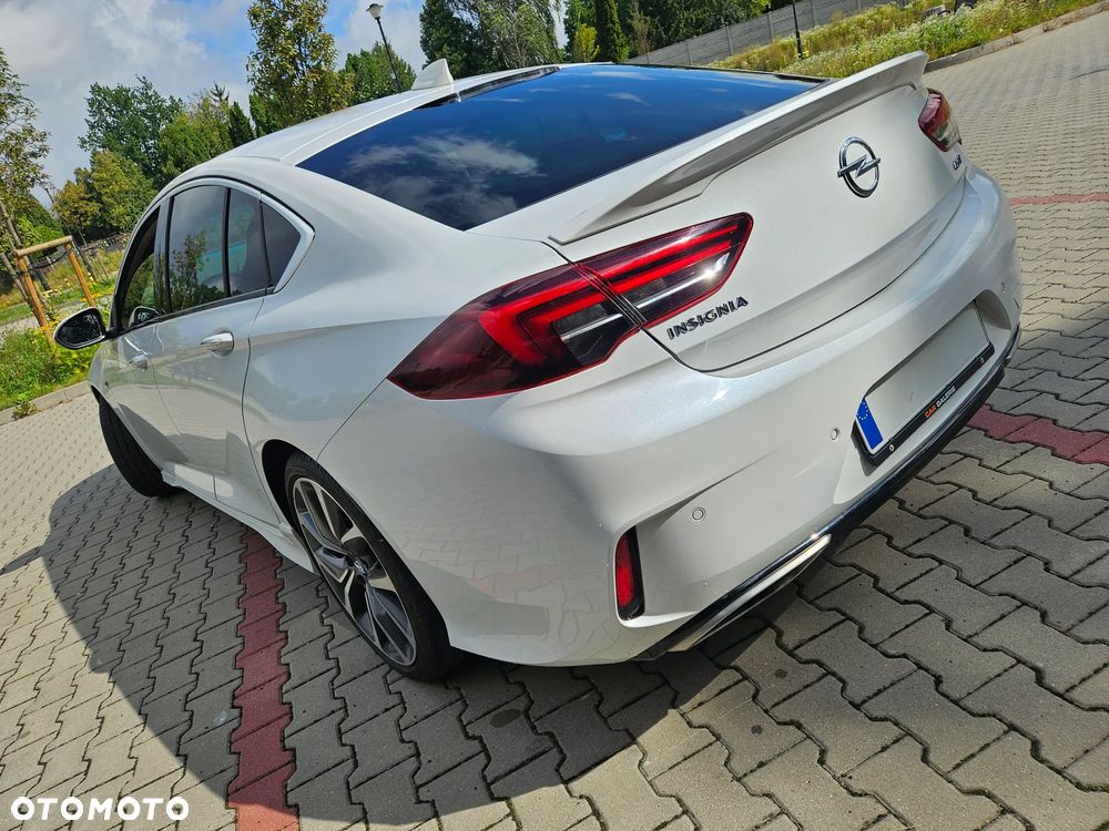 Opel Insignia 2.0 BiTurbo D 4x4 Automatik GSI - 4