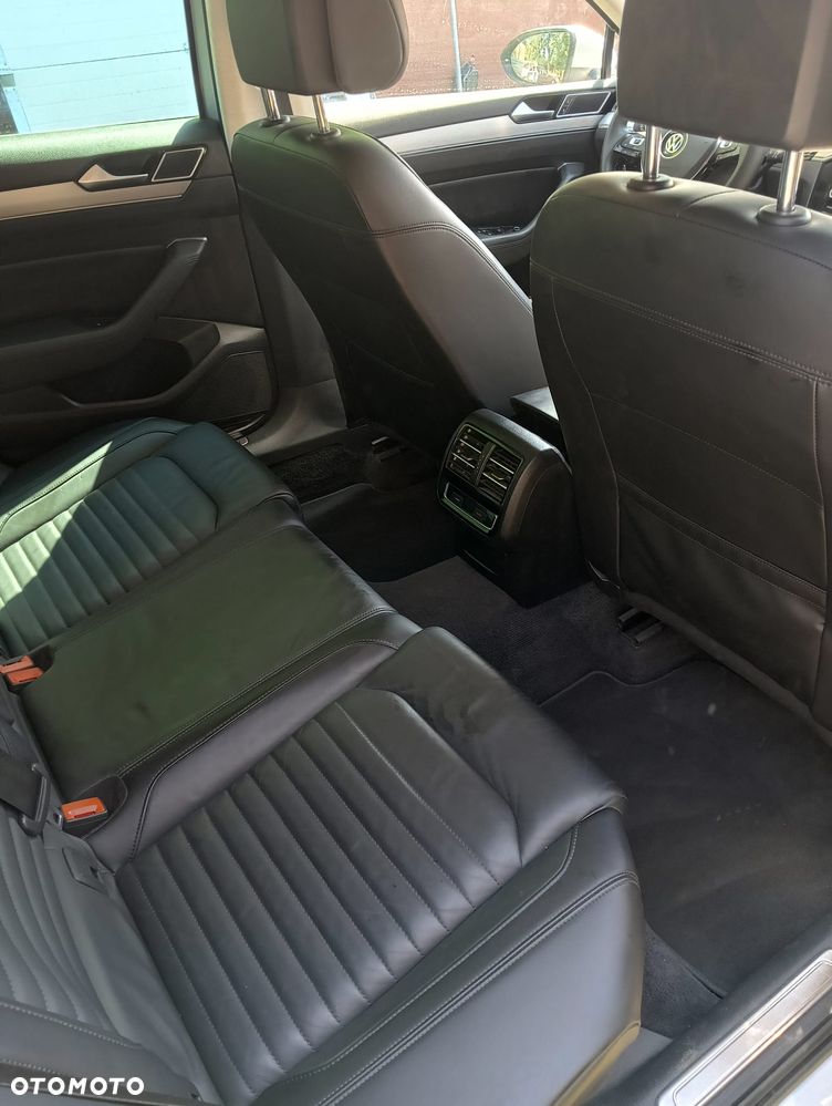 Volkswagen Passat 2.0 TDI BMT 4Mot Highline DSG - 13