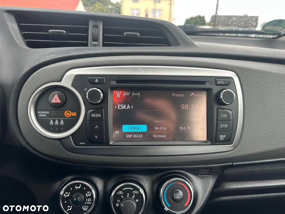 Toyota Yaris 1.33 VVT-i Executive - 15