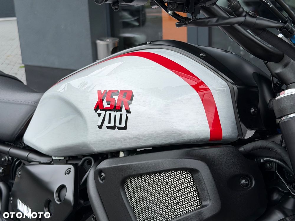 Yamaha XSR - 19