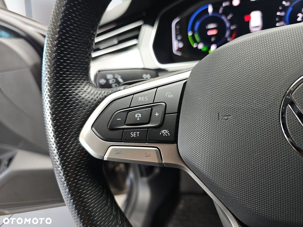 Volkswagen Passat 1.4 TSI Plug-In Hybrid GTE DSG - 14