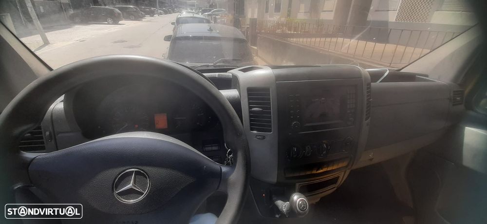 Mercedes-Benz Sprinter 311 CDI - 12