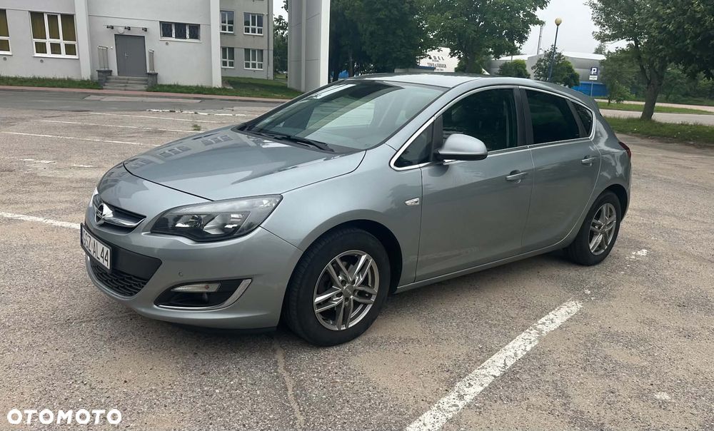 Opel Astra 1.4 T Cosmo - 1
