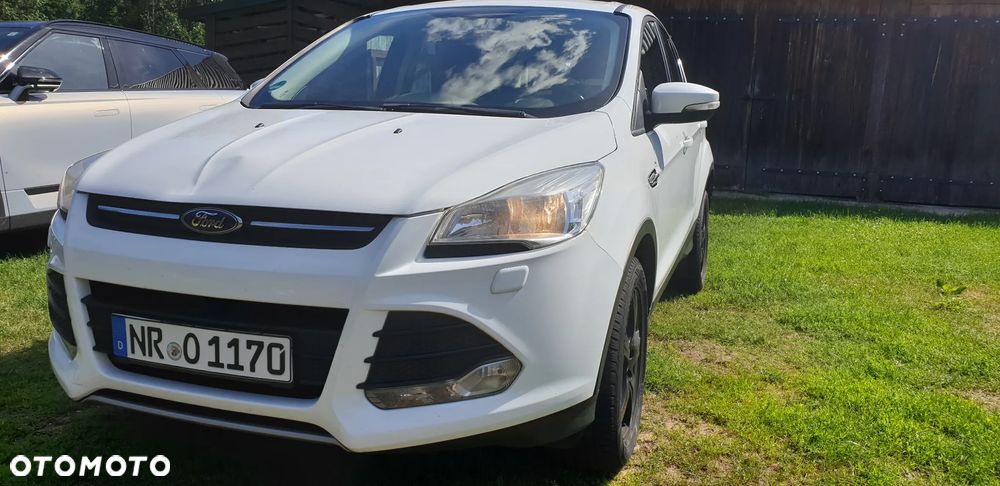 Ford Kuga 1.6 EcoBoost 2x4 SYNC - 4
