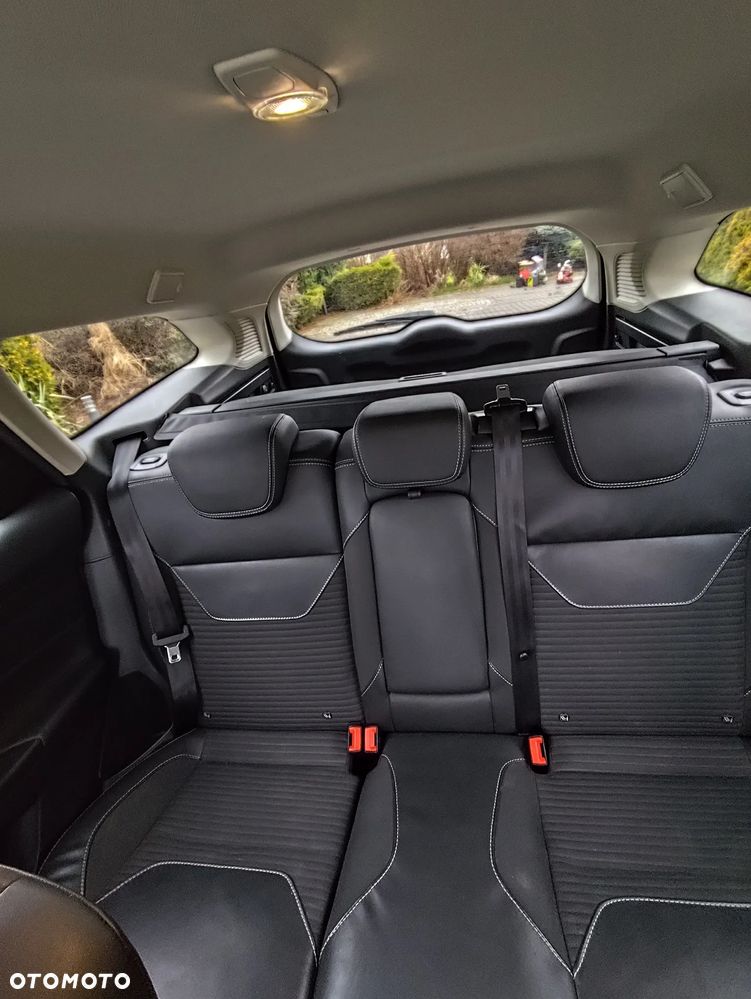 Ford Focus 1.5 EcoBlue STart-Stopp-System TITANIUM - 23