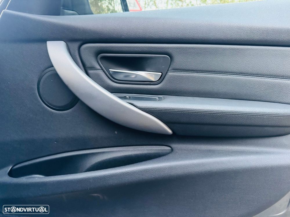 BMW 320 d Touring Auto Pack M - 30