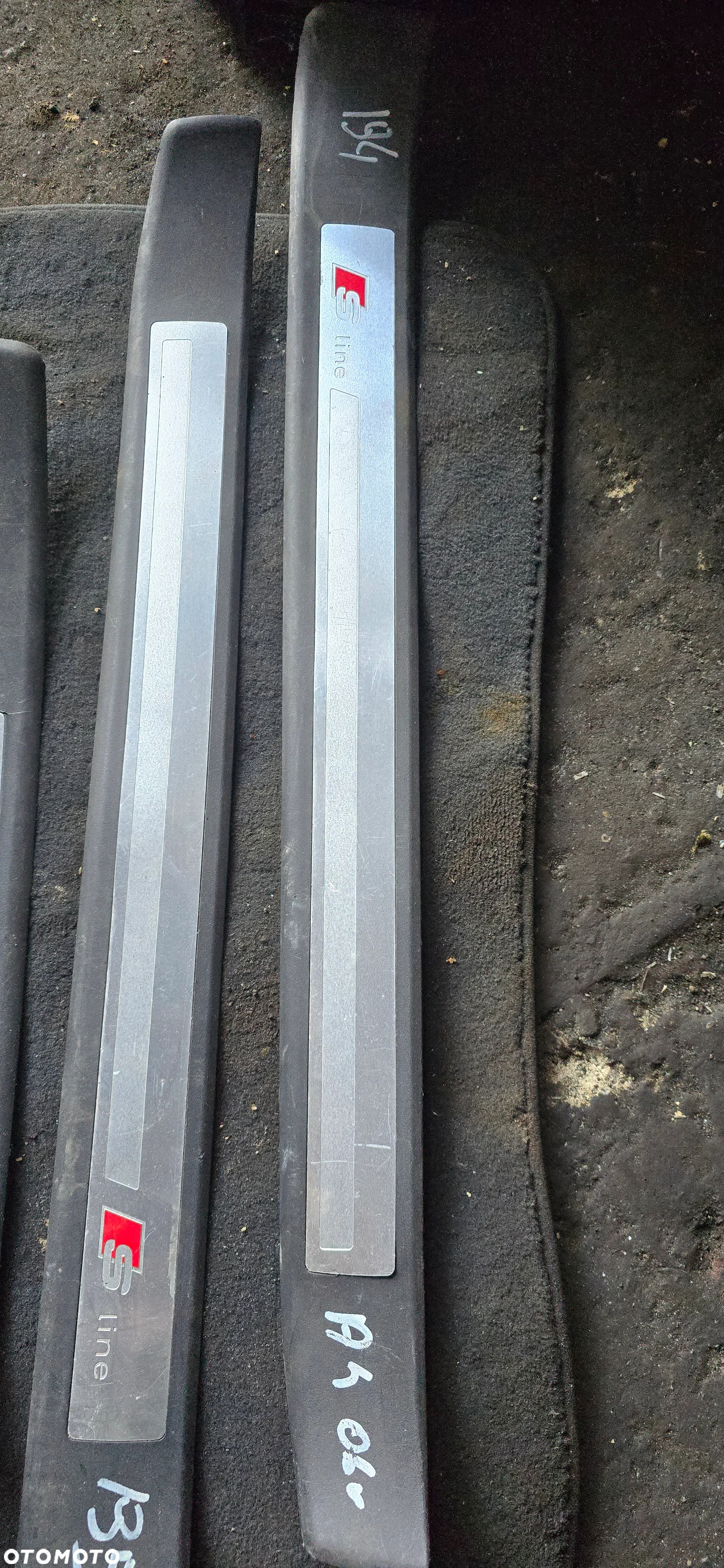 Listwy wewnętrzne progowe Audi A4 B6 B7 S Line komplet - 2
