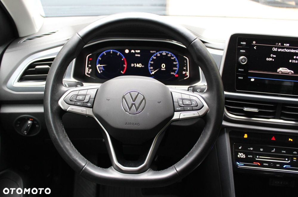 Volkswagen T-Roc - 18