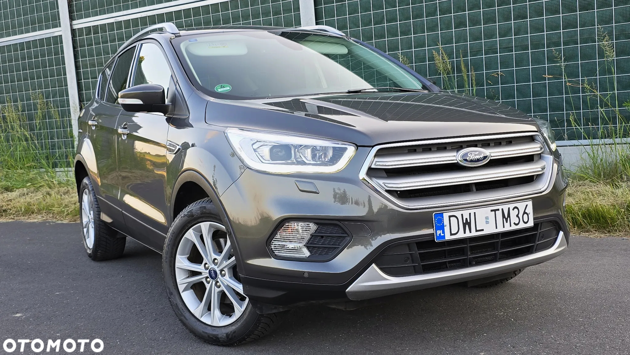Ford Kuga 1.5 EcoBoost 2x4 Titanium - 8