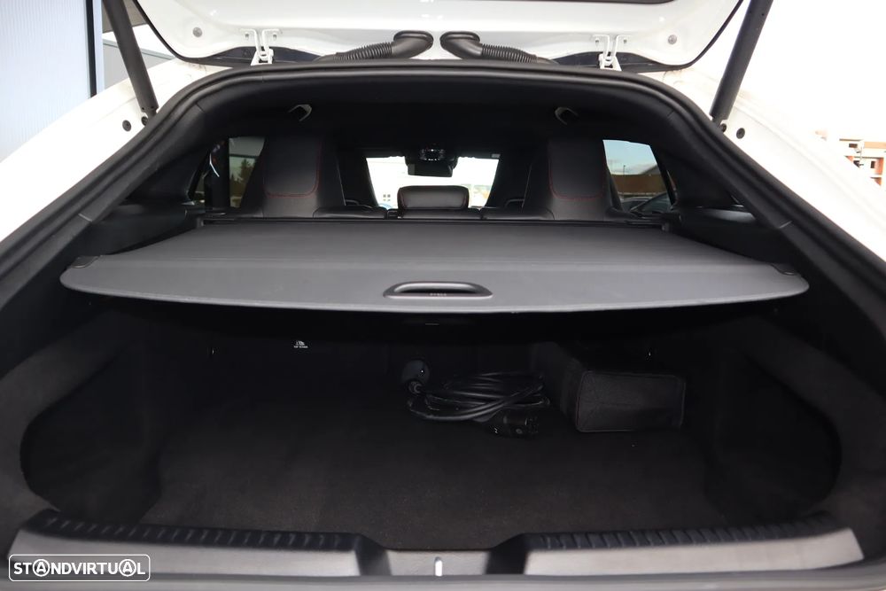 Mercedes-Benz CLA 250 e Shooting Brake AMG Line - 7