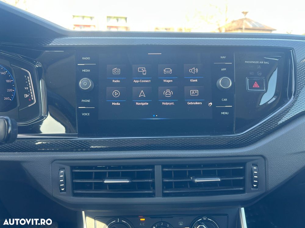 Volkswagen Polo 1.0 TSI DSG Life - 7