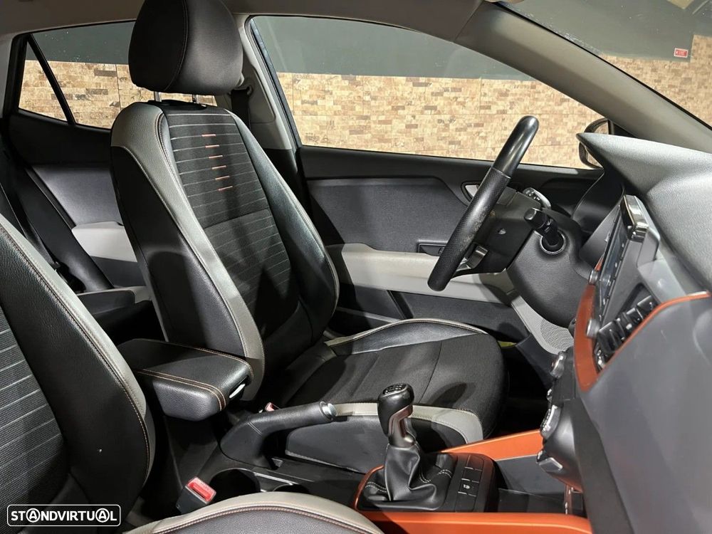 Kia Stonic - 14