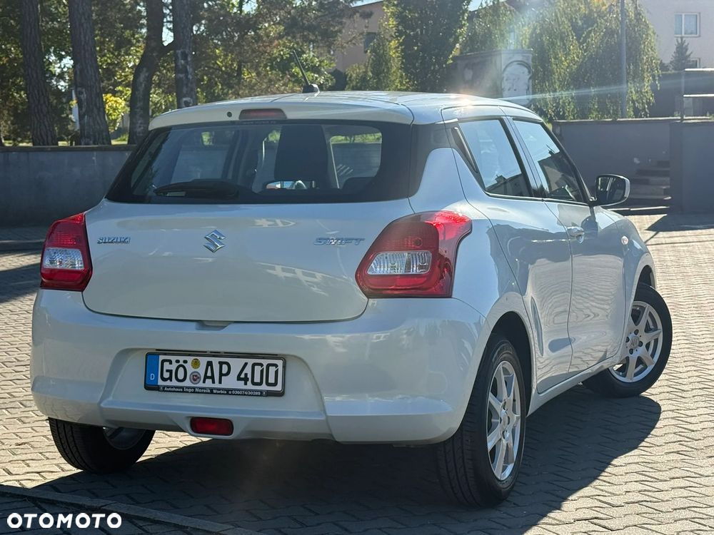 Suzuki Swift 1.2 Dualjet Club - 20