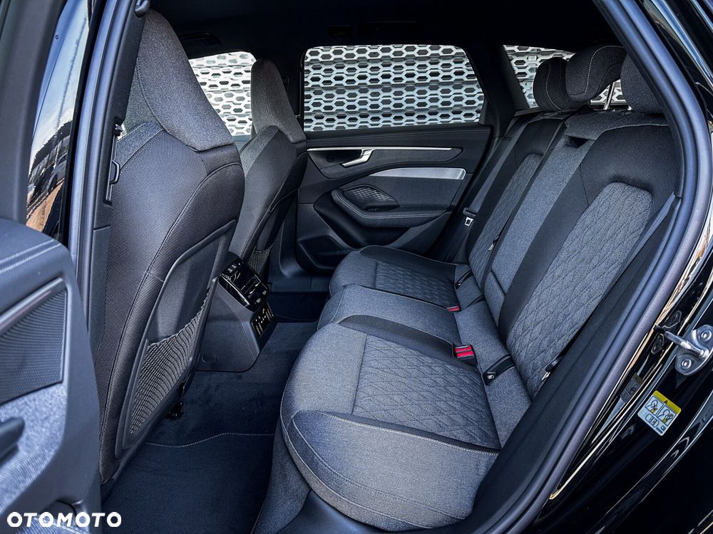 Audi A6 Avant - 34