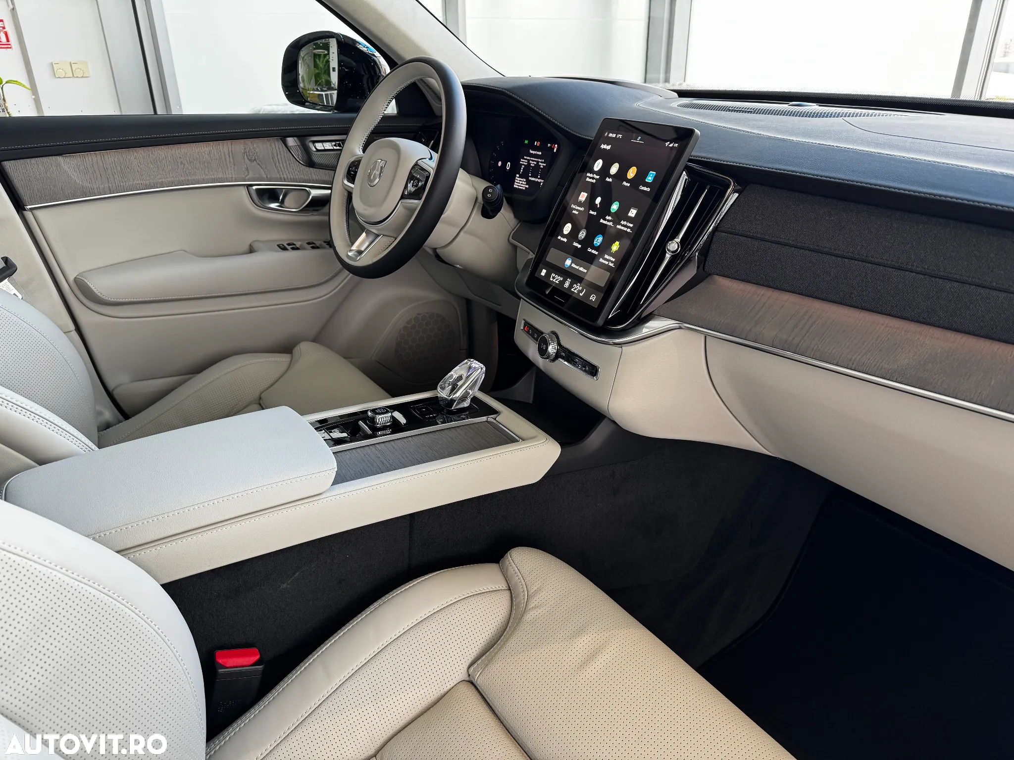 Volvo XC 90 Recharge T8 AWD Ultimate Dark - 12