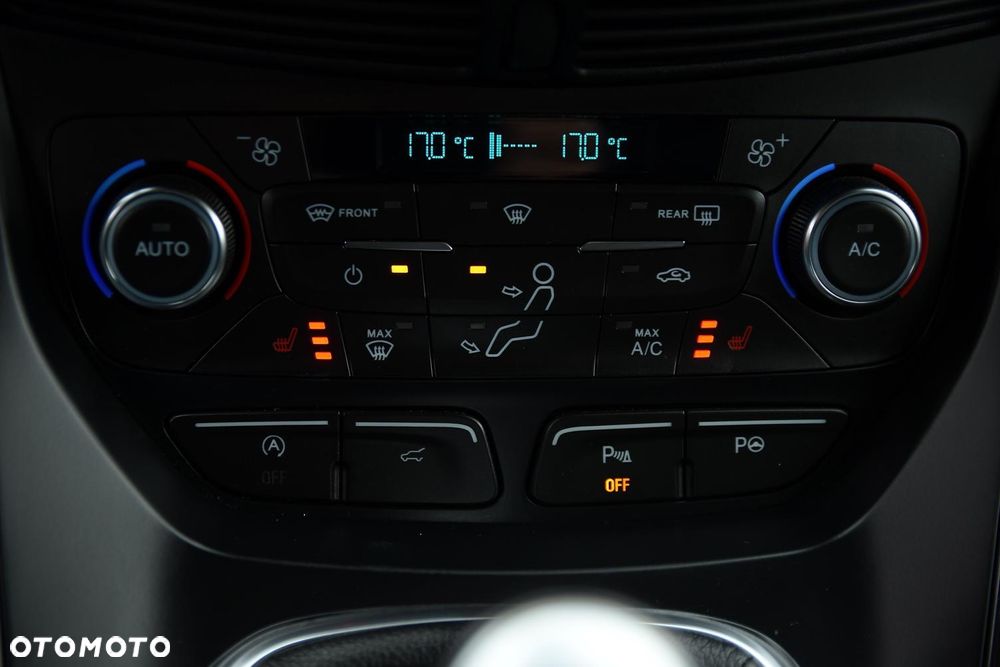 Ford Kuga 2.0 TDCi FWD ST-Line - 34