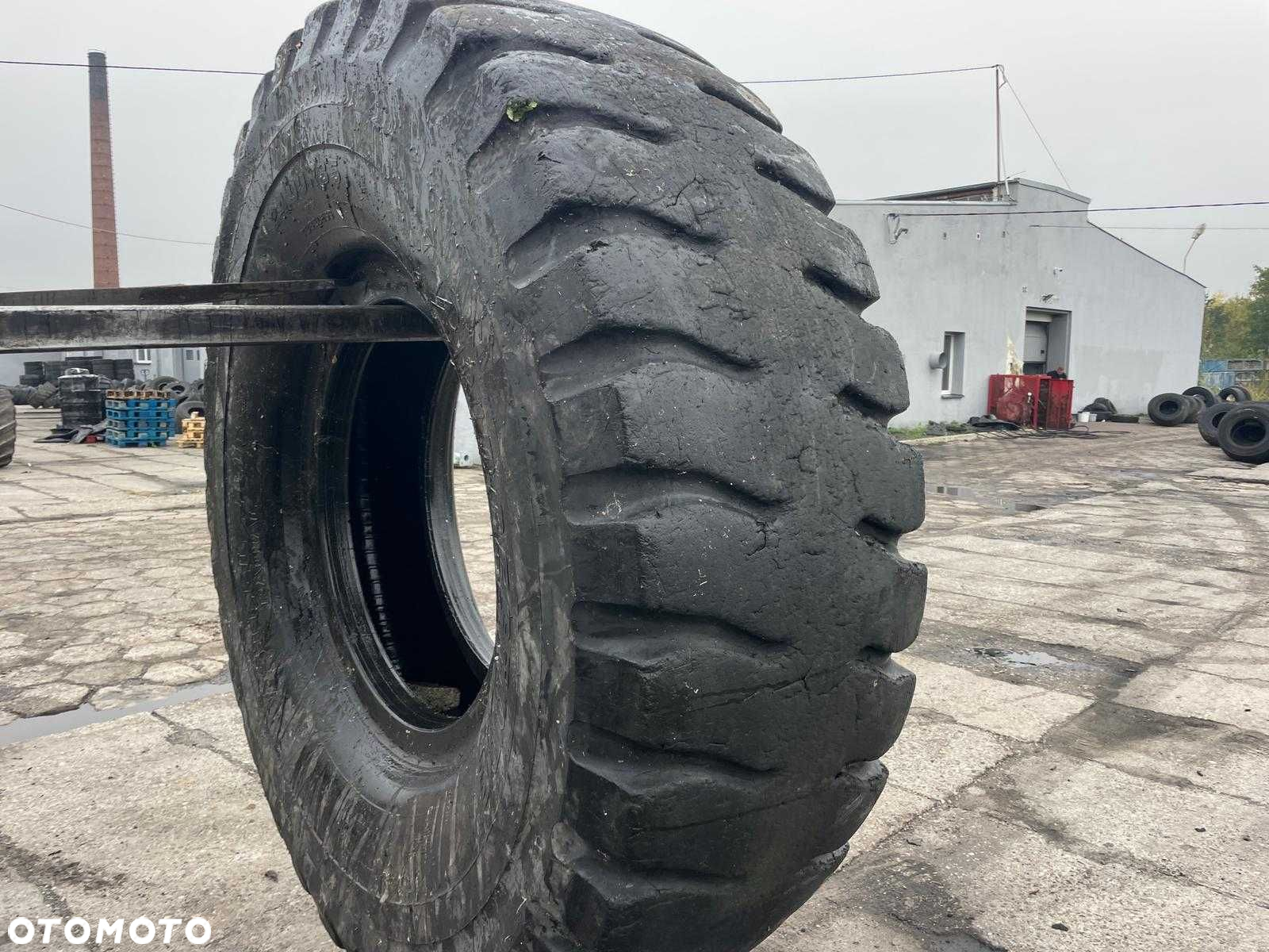 24.00R35 OPONA BRIDGESTONE V-STEEL R-LUG S 50% bieżnika 24.00-35 - 3
