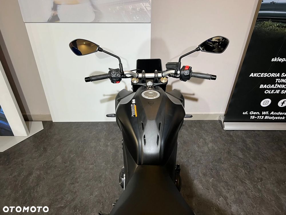 Yamaha MT - 6