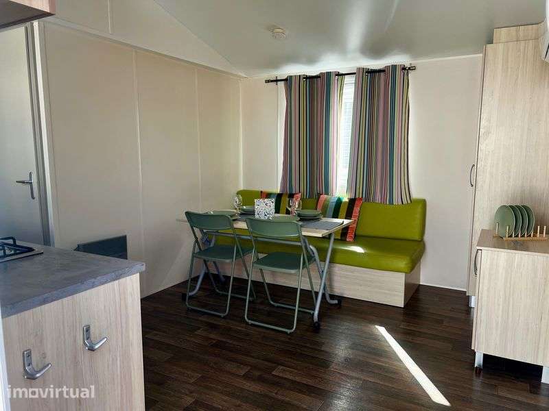 Casa Móvel IRM T2 7,30x4,00m com Ar Condicionado – Excelente Estado - Grande imagem: 5/9