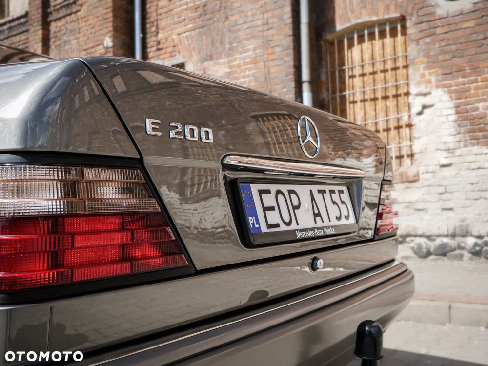 Mercedes-Benz W124 (1984-1993) - 18