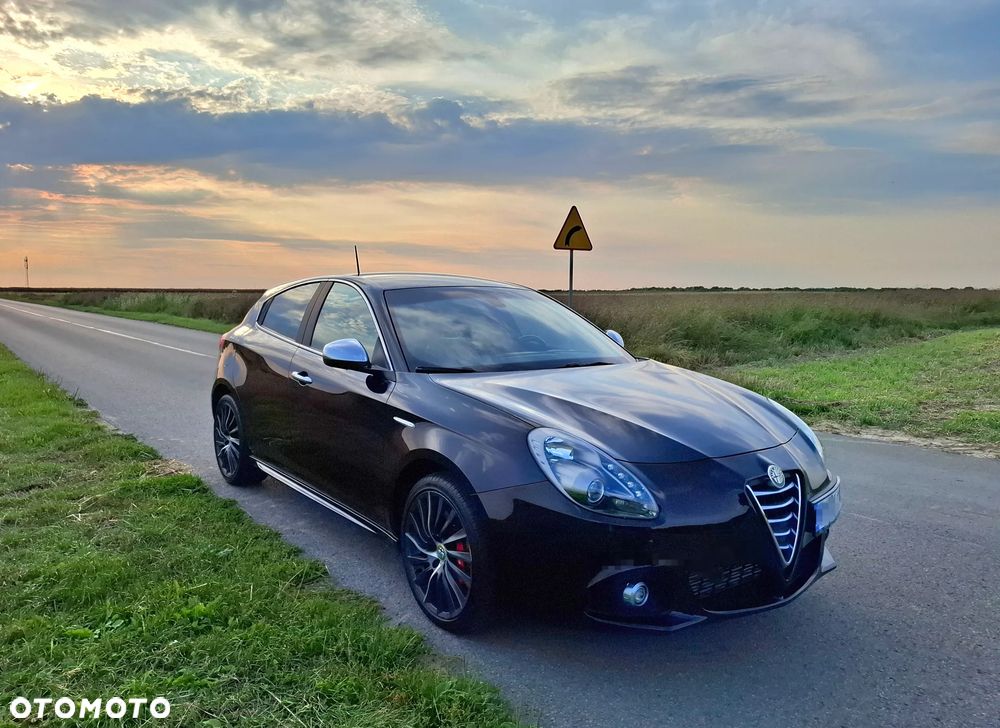 Alfa Romeo Giulietta - 1