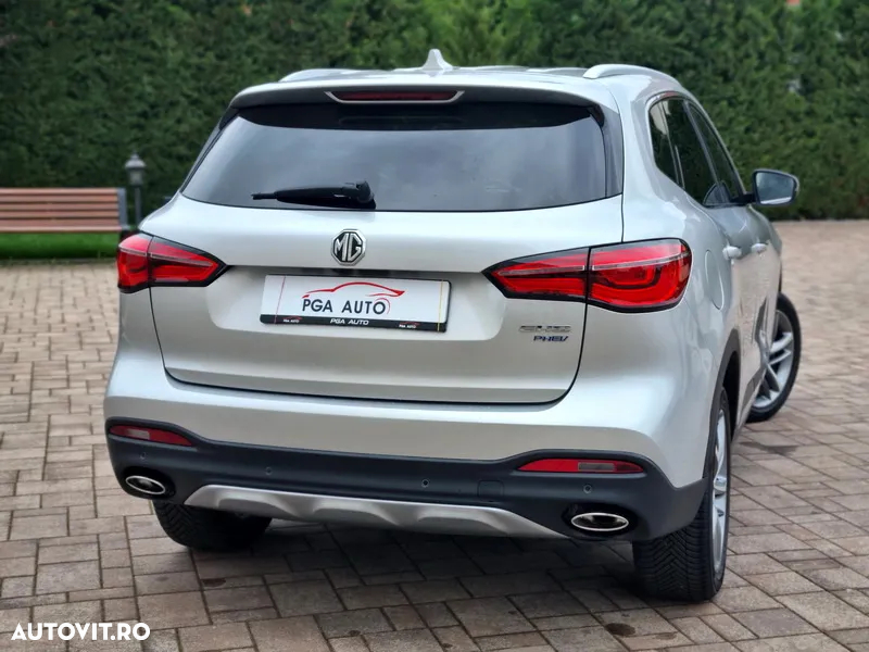 MG EHS 1.5 T-GDi AT PHEV Exclusive - 2
