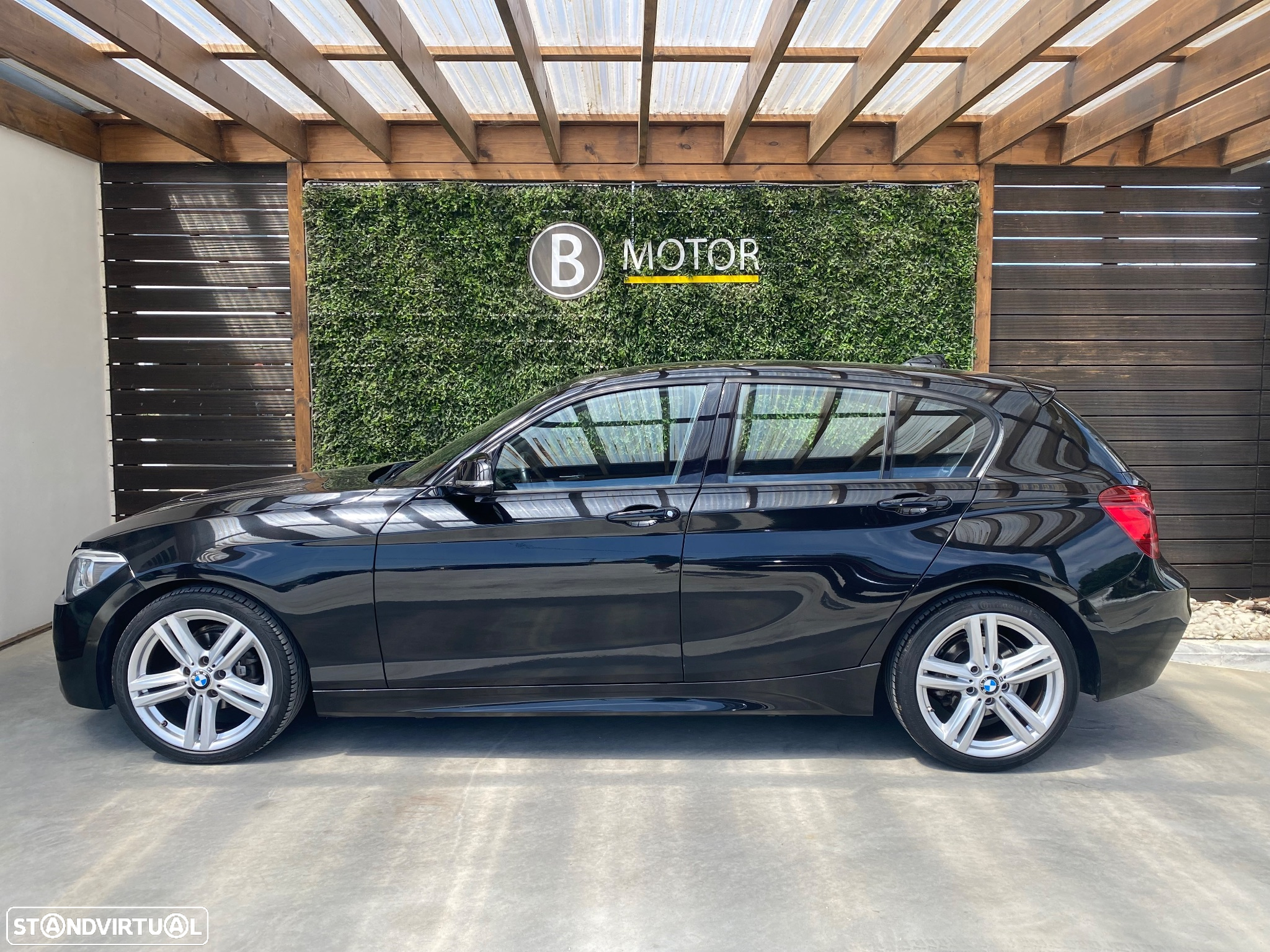 BMW 116 d Pack M - 43