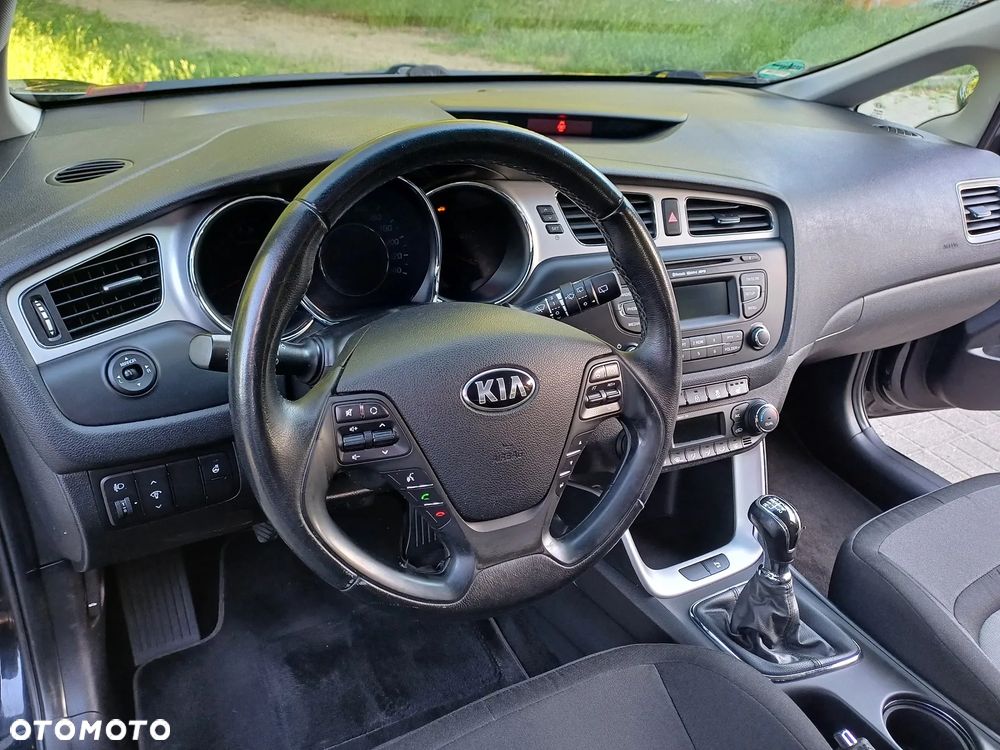 Kia Ceed 1.4 CVVT Attract plus - 5