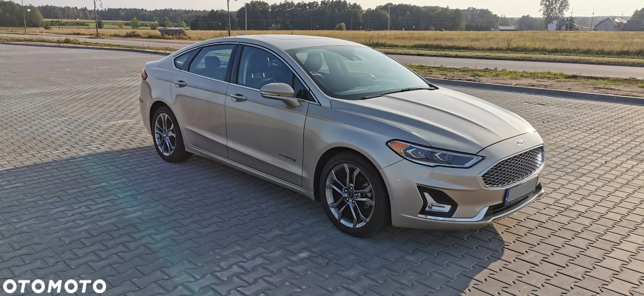 Ford Mondeo 2.0 Hybrid Titanium - 3