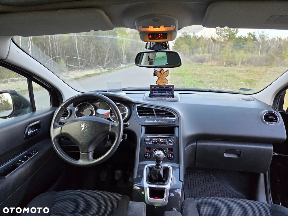 Peugeot 5008 1.6 THP Active 7os - 15