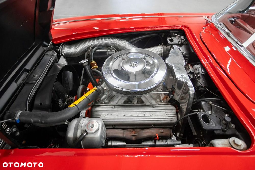 Chevrolet Corvette - 33