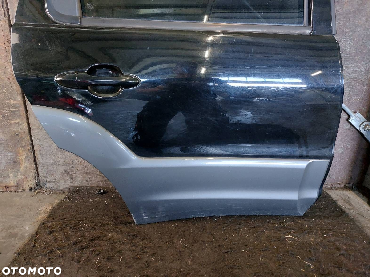 DRZWI KOMPLETNE PRAWY TYŁ MAZDA TRIBUTE PRZEDLIFT DRZWI A2X - 7