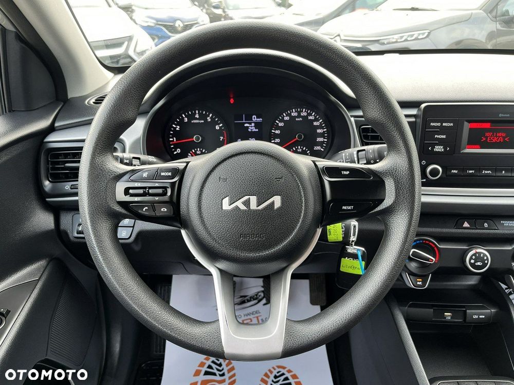 Kia Rio 1.2 M - 12