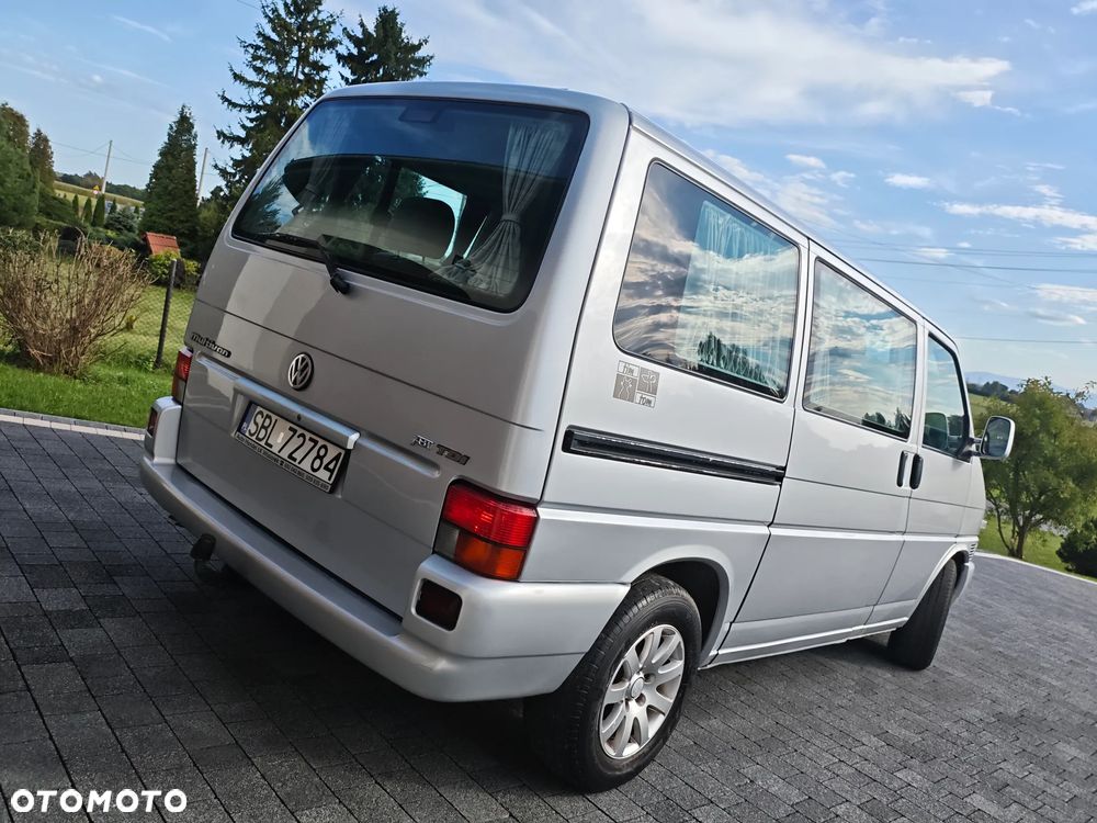 Volkswagen Multivan - 20