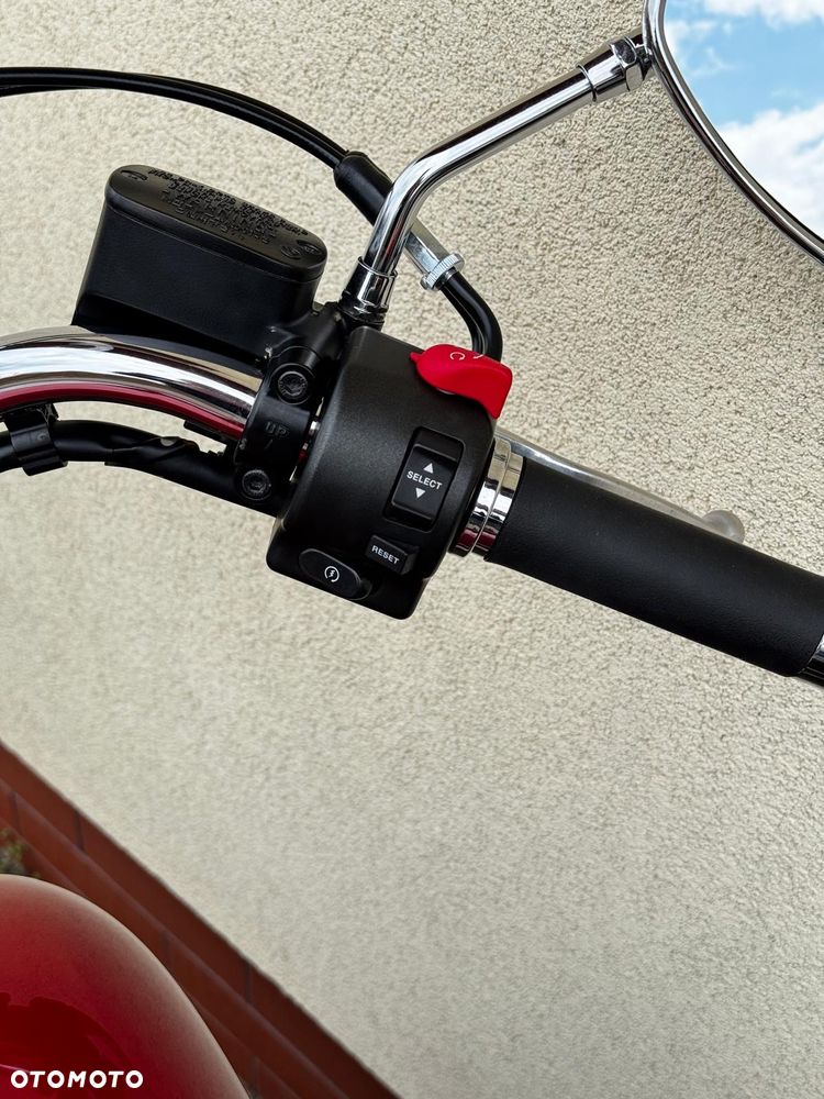 Yamaha Inny - 15