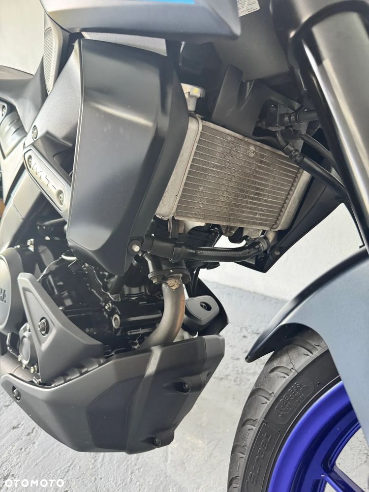 Yamaha MT - 16