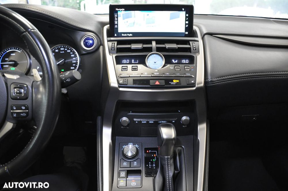 Lexus Seria NX 300h AWD Executive Plus - 15