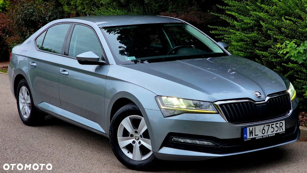 Skoda Superb 2.0 TDI SCR Ambition - 8
