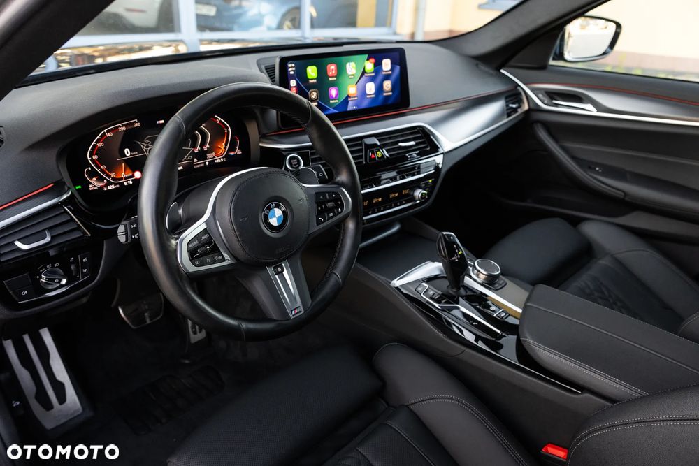 BMW Seria 5 520d xDrive M Sport sport - 3
