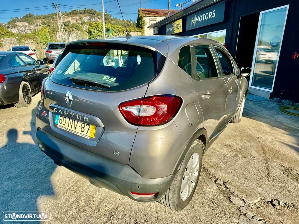 Renault Captur 1.5 dCi - 52